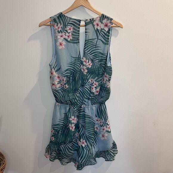 Show Me Your MuMu Riri Romper Hanalei Dream Ruffle Hem Crossover Top Size M - Picture 4 of 7